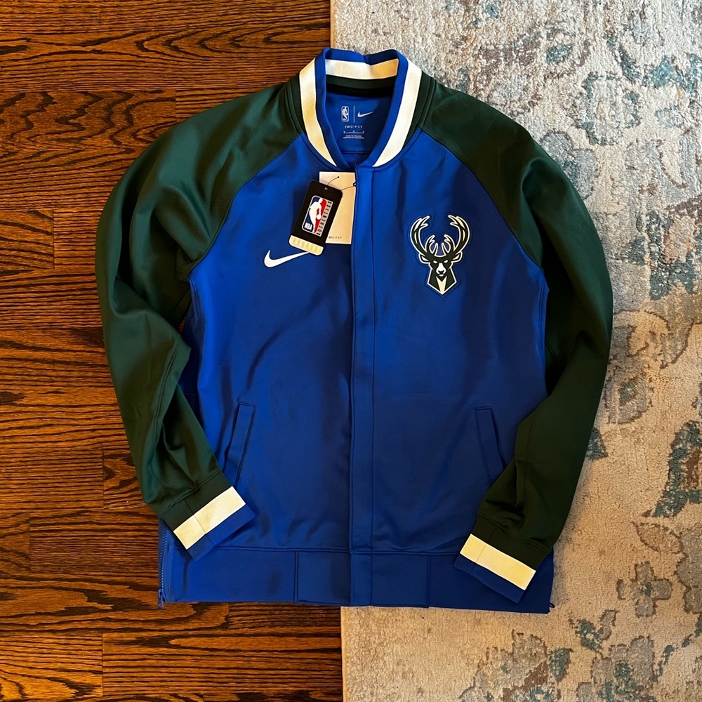 Milwaukee Bucks Nike City Edition Showtime Thermaflex Full-Zip Jacket *MED* NWT